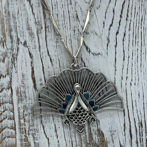 🦚 Super unique and fun Lucky Brand peacock necklace! 🦚 - Picture 3 of 15